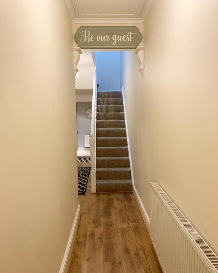 Cardiff Home 外观 照片
