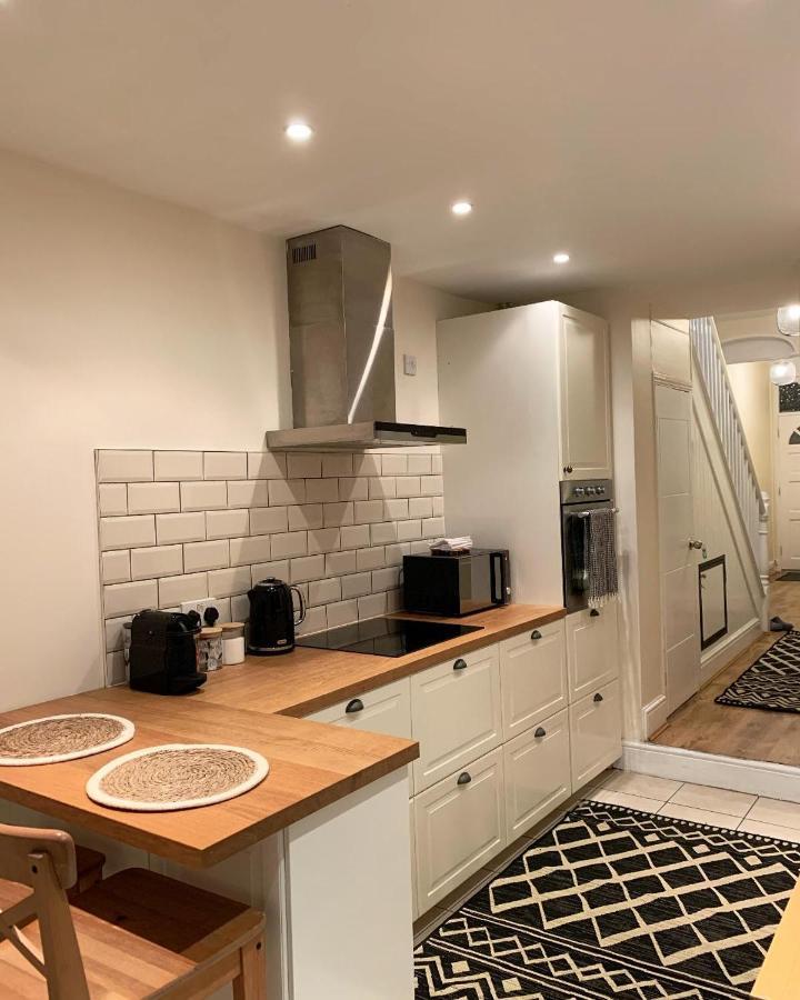 Cardiff Home 外观 照片